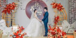 点击看大图 -LOVE SHINE婚纱·红鼎庄龙凤褂·妈妈装定制