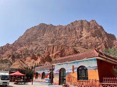 -天山神秘大峡谷