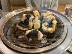 -围炉肉舍•炭烤活鳗•丹东海鲜烤肉(步行街店)