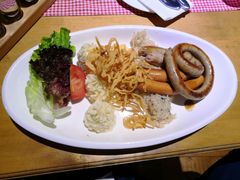 综合香肠拼盘-PAULANER普拉那德国啤酒花园(千玺广场店)