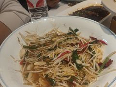 -老周家酱卤猪蹄私房菜(克拉玛依西街店)