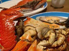 半个大螃蟹-咖啡苑自助餐厅·中国大饭店