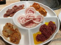 什锦烤肉拼-权金城(龙旗店)