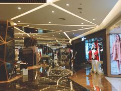 -王府井百货熙地港店