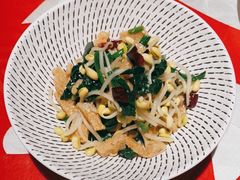 菠菜豆芽拌面筋-汉唐宴长安食府