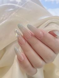 -七月美睫 美甲