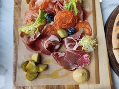 -九月里.自由花园餐厅