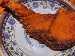 红烧爆鱼-老外婆本帮面(塔城路店)
