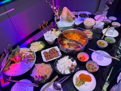 -唯爱KTV聚会餐厅(仙林东城汇店)