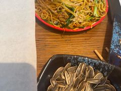 -华府九号海鲜烧烤大排档(龙域店)