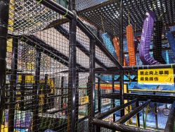 -反弹蹦床公园·亲子乐园·团建·派对(尚品奥莱店)