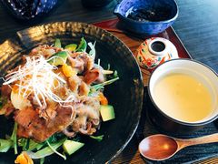 烤牛肉富士山盖饭酱汤-滩万日本料理Nadaman(国贸大酒店)