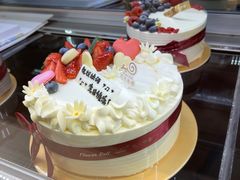 -花花卷卷·鲜食蛋糕(静安久光百货店)