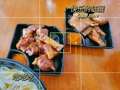 -鸿浩扒猪脚米线