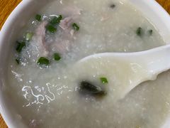 -河记肠粉店