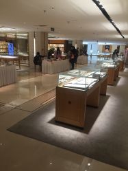 -北京七彩云南翡翠珠宝旗舰店(月坛店)