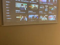 -欧辰国际酒店(重庆欢乐谷轻轨站店)