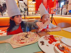 -城市大道红炉披萨烘焙坊