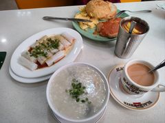 皮蛋瘦肉粥-万利港式茶餐厅