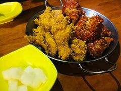 -BHC炸鸡(明洞总店)