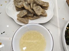 -巢香扣肉馆
