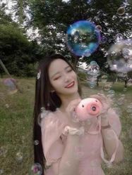 -时尚殿堂明星门店