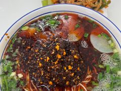 -陆元丰·兰州纯汤牛肉面(自强西路店)