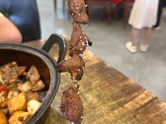 -老钟家烤羊排·敦伊阁清真餐厅胡羊焖饼