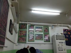 大堂-做了不起的80后