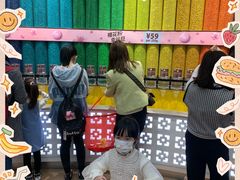 -m豆巧克力世界(上海世茂广场店)