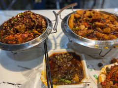 -凤凰路何眼镜香辣蟹(花果园店)