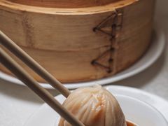 蟹粉小笼包-帝皇楼