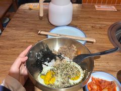 -明洞阿姨·韩式酱蟹烤肉·创意料理(三元桥店)