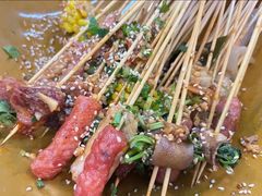 -上上签·冷锅串串(六灌路店)