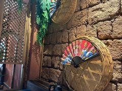 -小锅巴纳西餐厅