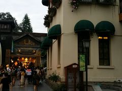 -星巴克臻选(成都宽窄巷子店)