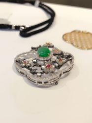 -北京七彩云南翡翠珠宝旗舰店(月坛店)