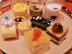 -广州希尔顿逸林酒店-OPEN開·全日制餐厅·海鲜·小火锅·自助餐(东风路店)