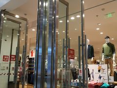 -优衣库(南宁江南万达店)