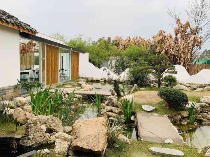 不二隐庐(三圣乡店)-"朋友推荐的这家院子,算是很不错的一次美食.