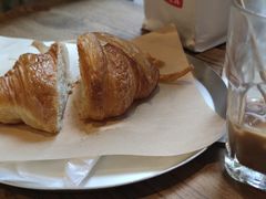 牛角面包-来回·咖啡(天河南店)