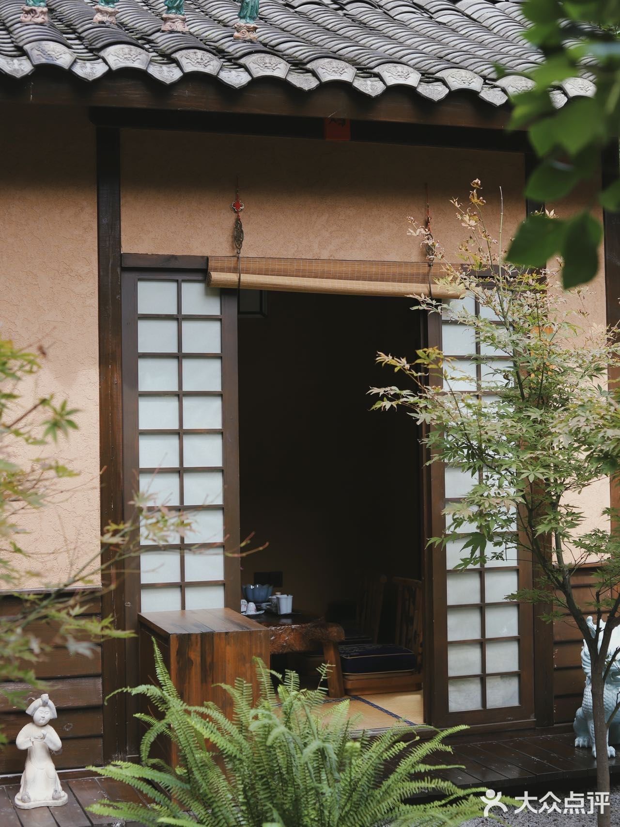 芳香景｜藏于闹市归于静谧的米其林餐厅 在成都市区