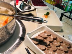 -左庭右院鲜牛肉火锅(浦江欢乐颂店)