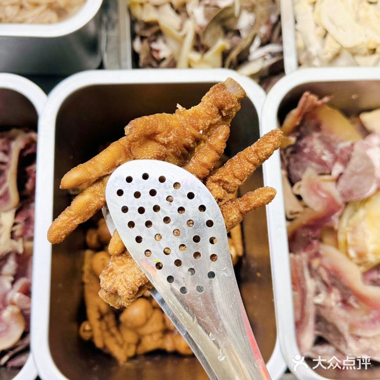 😜张二哥市井牛肉牛杂火锅，惊喜发现！