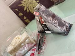三角黑森林蛋糕-红叶蛋糕(广达路总店)