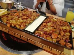 -肥肥虾庄·金牌油焖大虾(杨园滨江时代walk店)