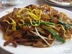干炒牛河粉-御花园·粤菜·海鲜火锅(中山公园店)