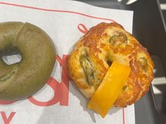 -HOT CRUSH趁热集合·现烤面包(环球港店)