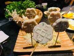 -湊湊火锅·茶憩(新中关购物中心店)