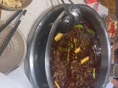 -肖肖酸萝卜鱼火锅(总店)
